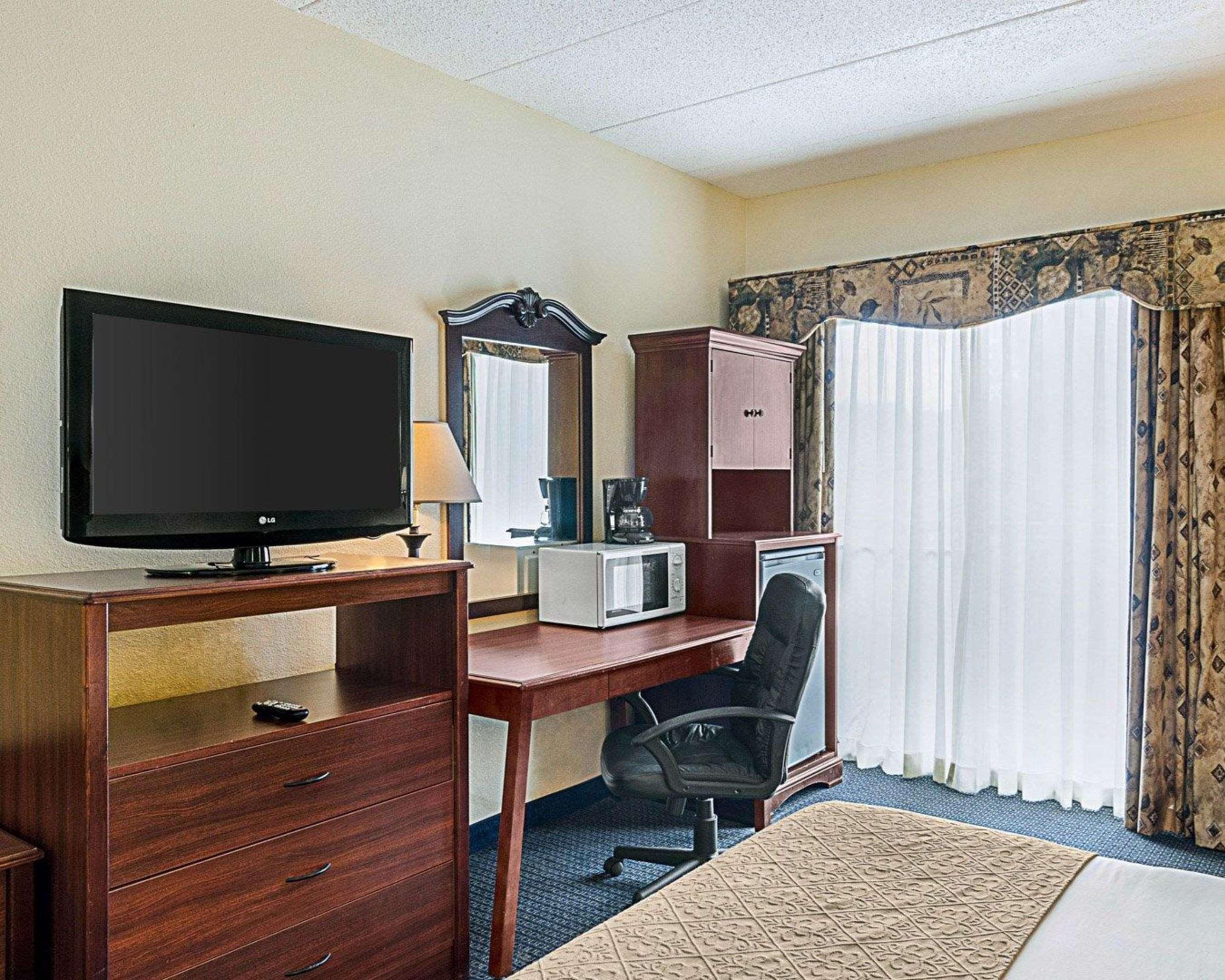 Quality Inn & Suites Worcester Dış mekan fotoğraf