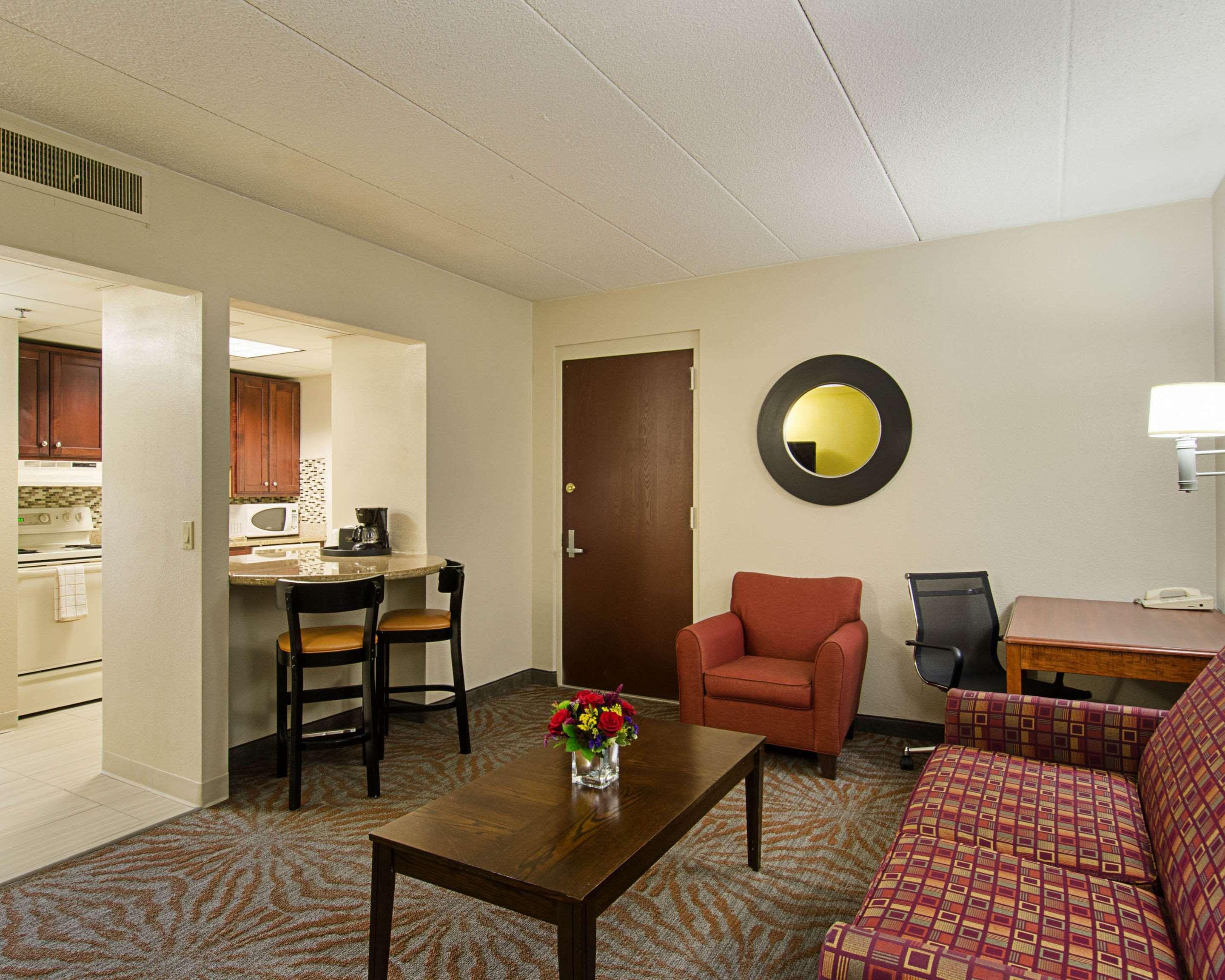 Quality Inn & Suites Worcester Dış mekan fotoğraf
