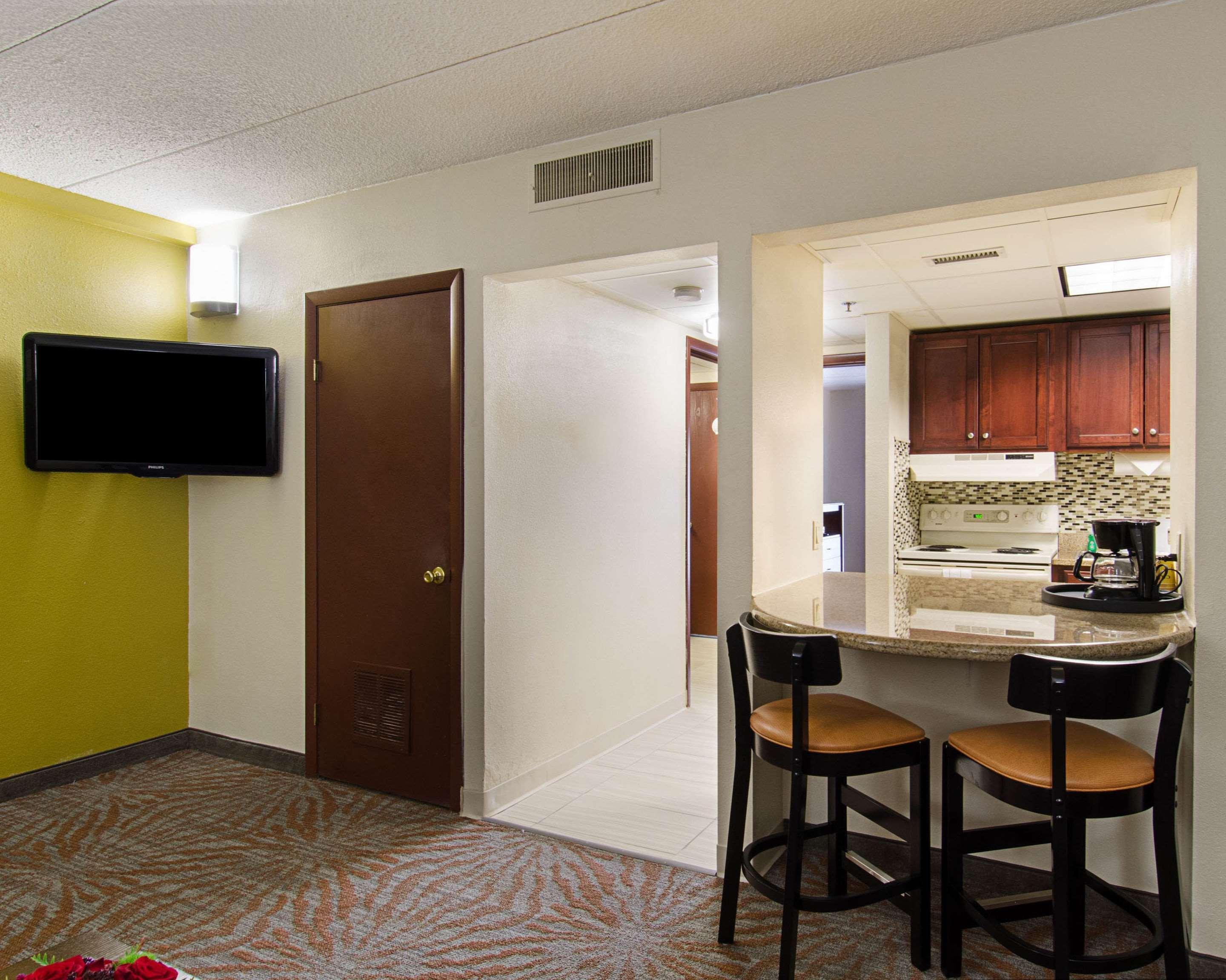 Quality Inn & Suites Worcester Dış mekan fotoğraf
