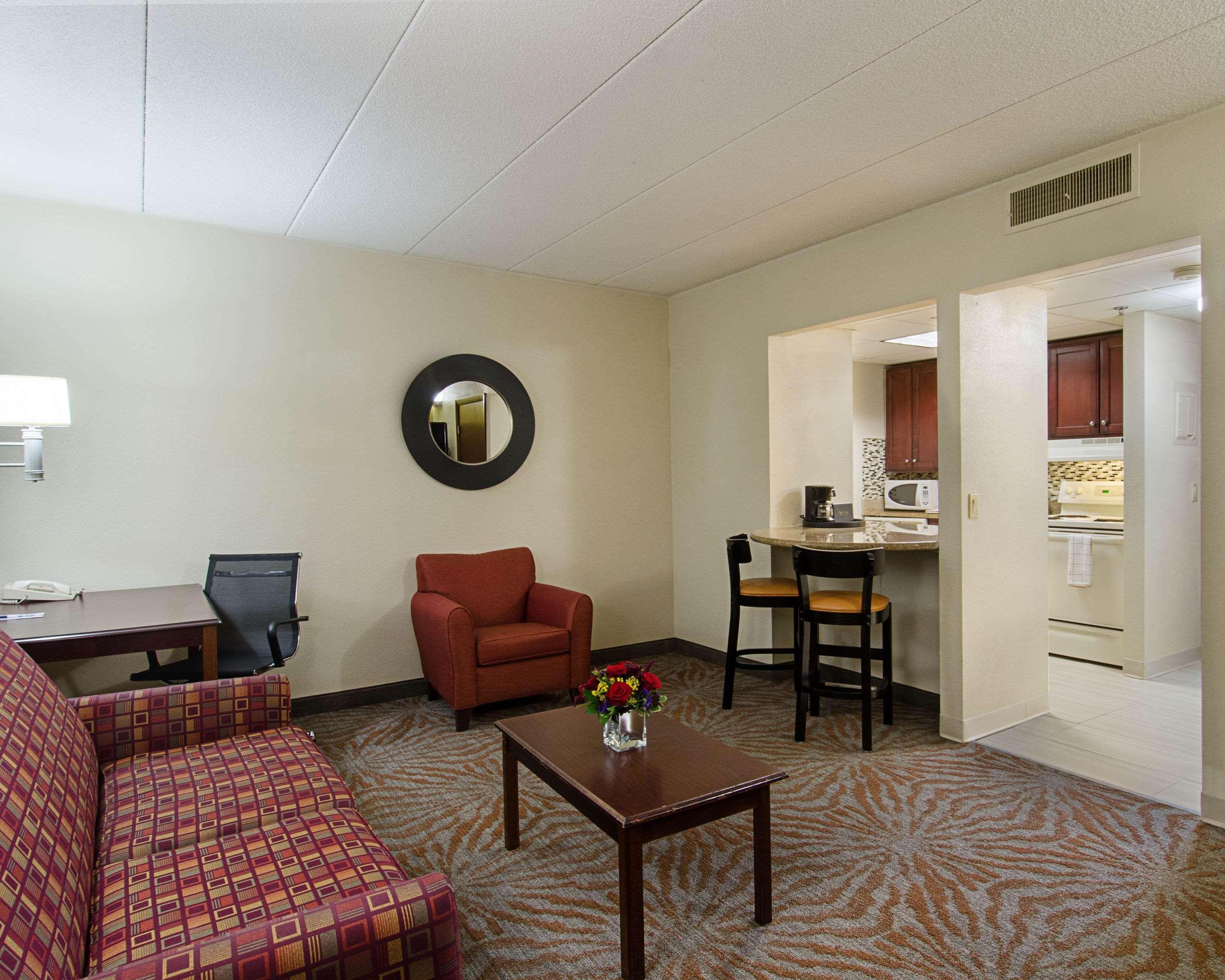 Quality Inn & Suites Worcester Dış mekan fotoğraf