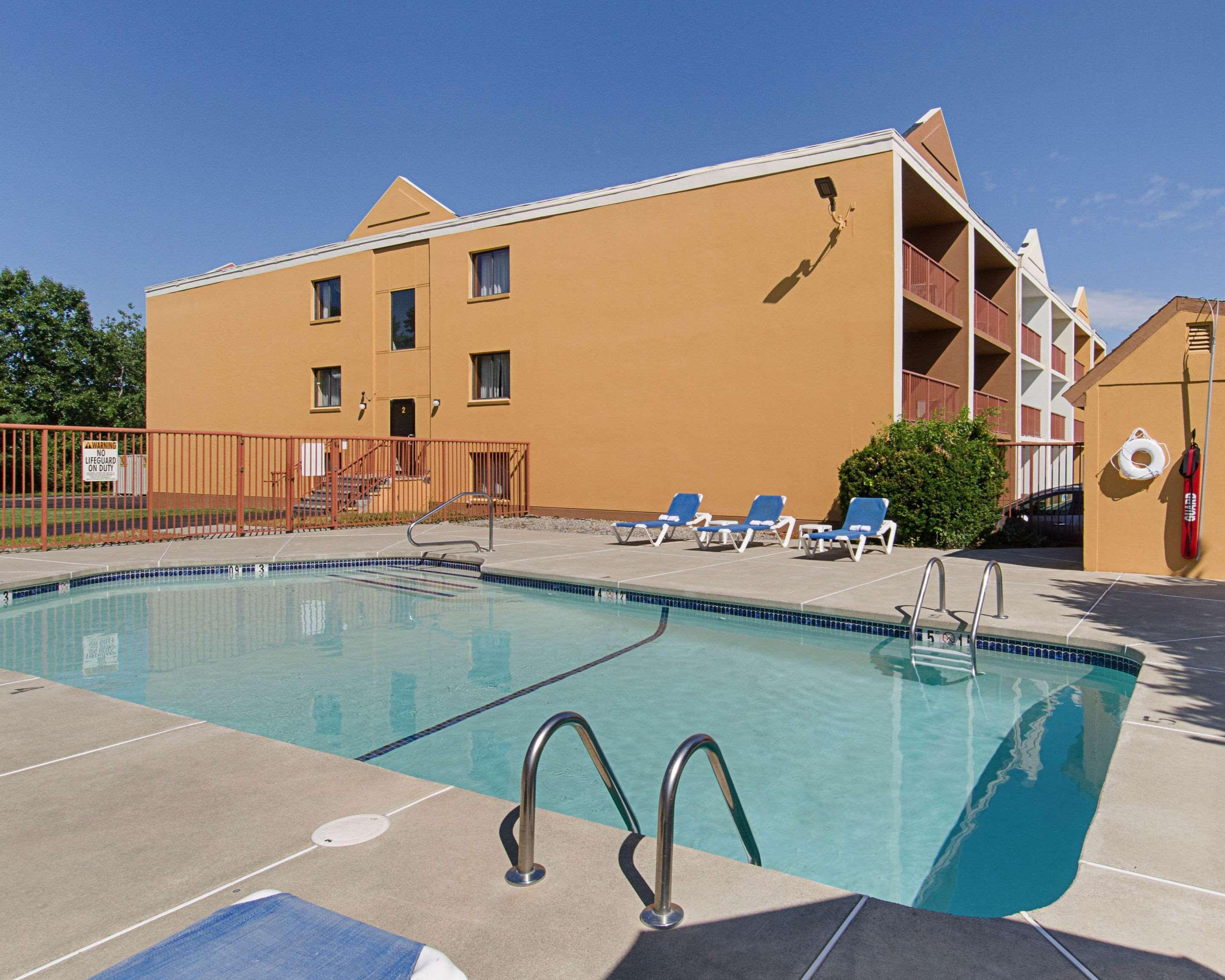 Quality Inn & Suites Worcester Dış mekan fotoğraf