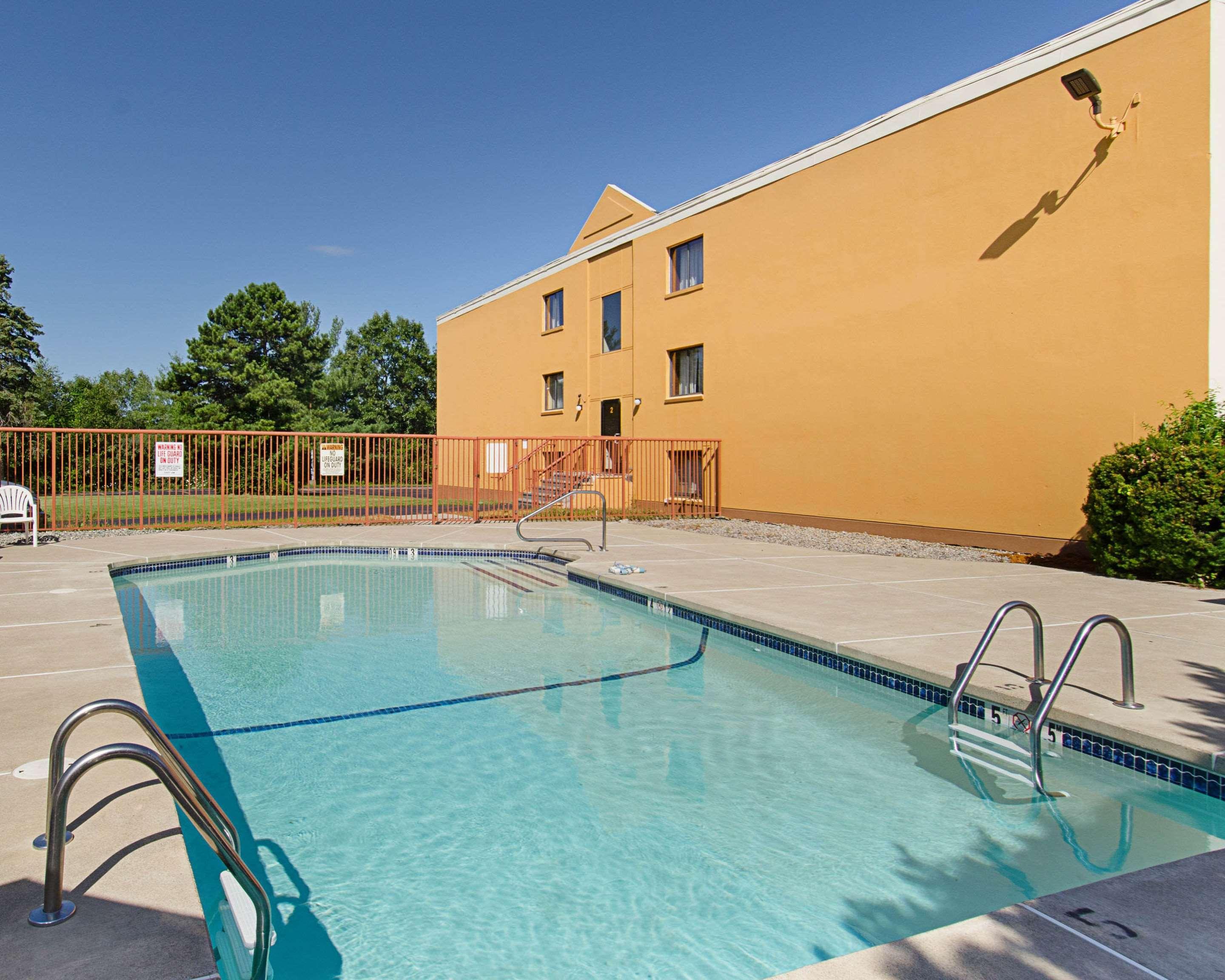 Quality Inn & Suites Worcester Dış mekan fotoğraf
